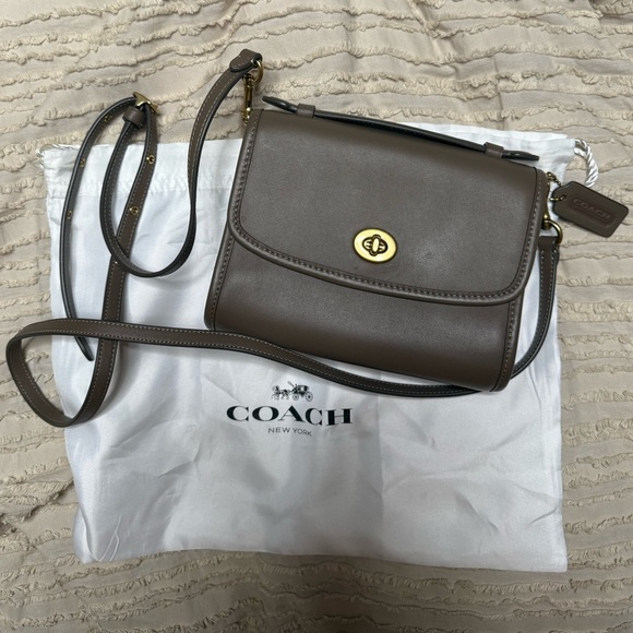 Coach Handbags - Coach Purse